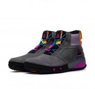 nike trekking shoes india